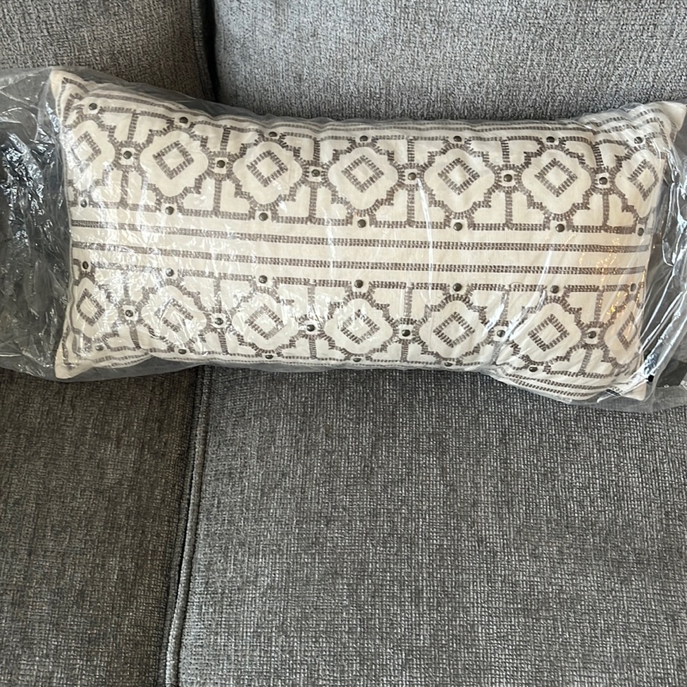 18x9 decorative pillow